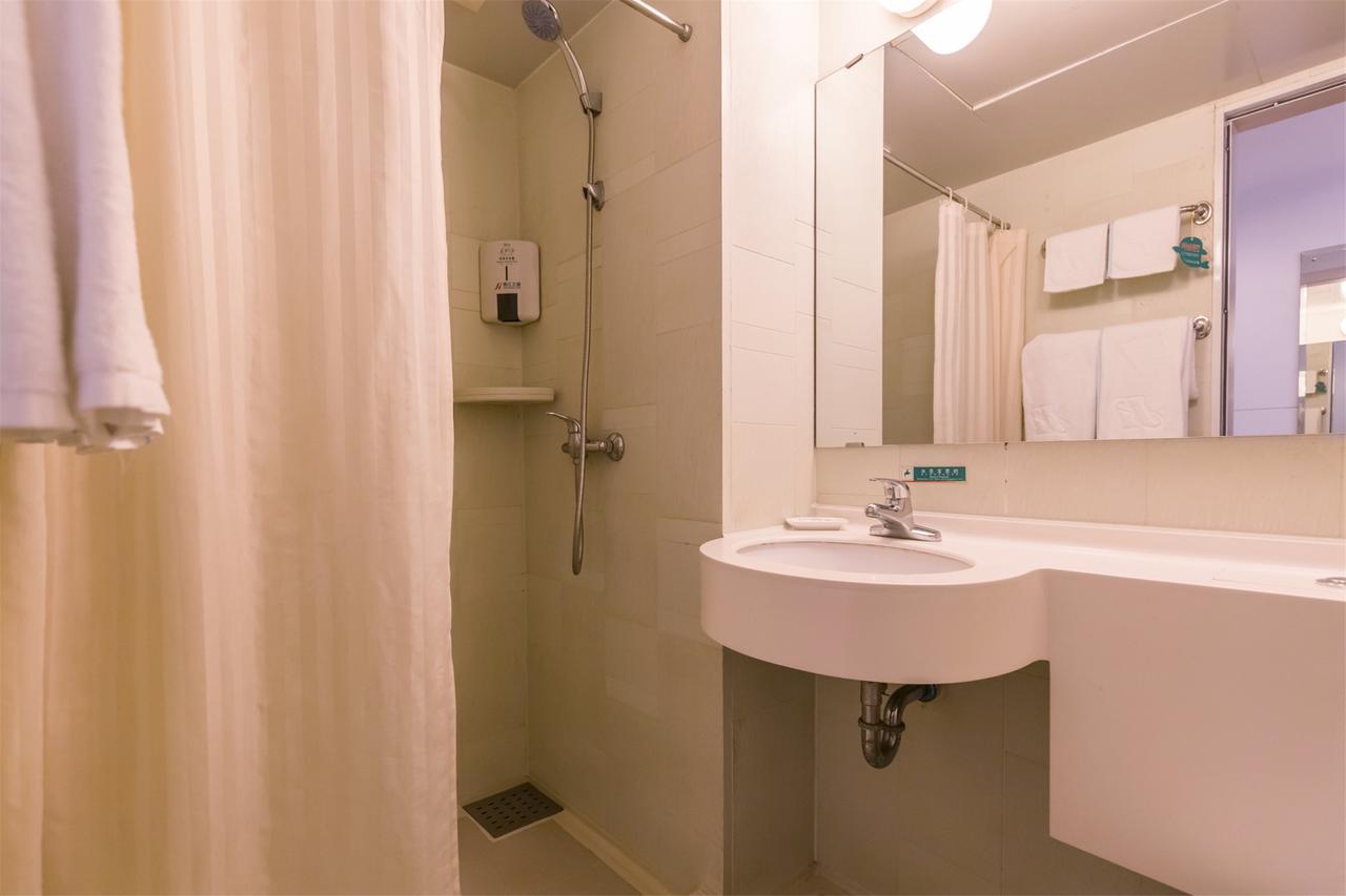 Jingjiang Inn Wuxi Liyuan Development Zone Bagian luar foto